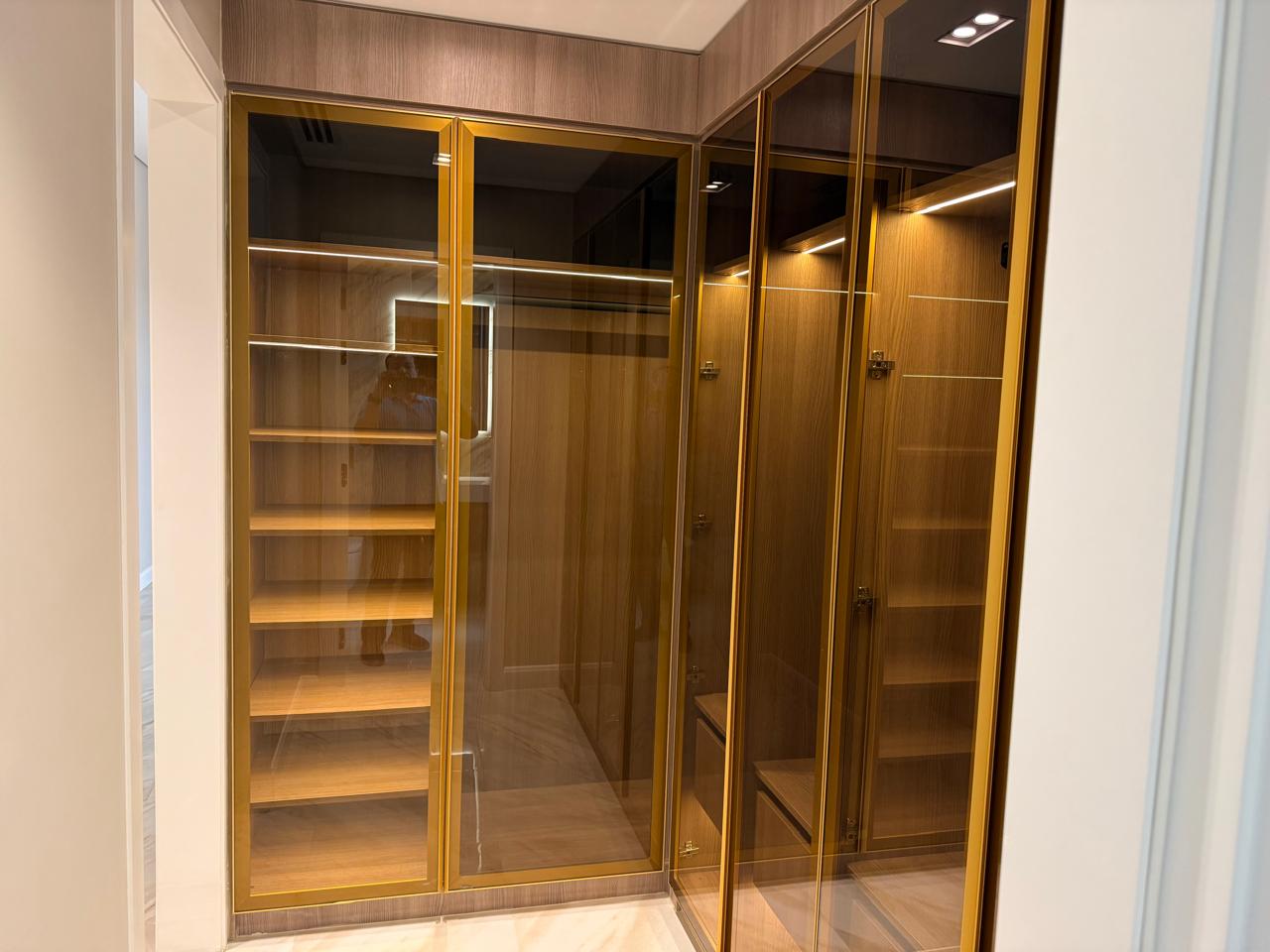 **Modern Luxury Villa for Rent in "Etual Roshan" Project – Signed by Elie Saab** 🏡✨  